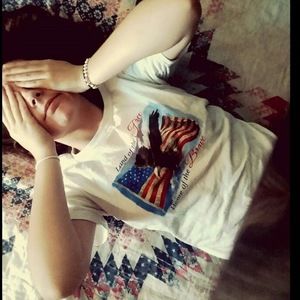 Meet your Posher, Dakota